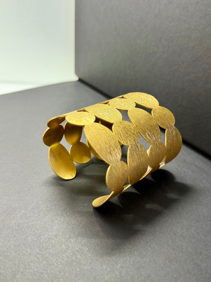 The Roma Cuff